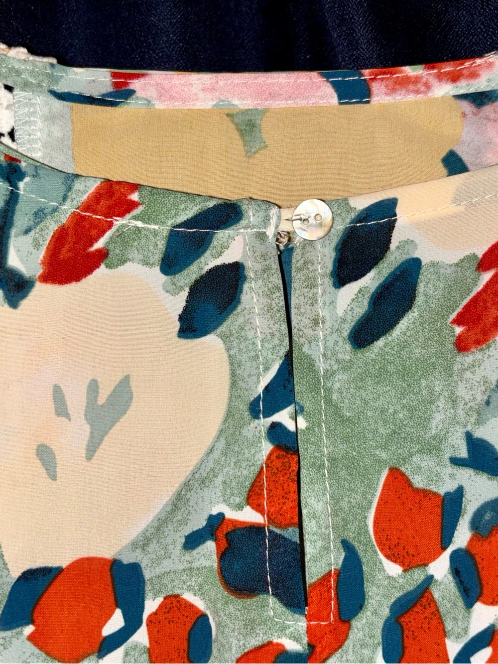 entro Floral Blouse in Yellow, Pink, Blue and Red - Picture 8 of 8